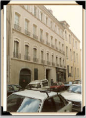 Another view of 19 Rue Voltaire